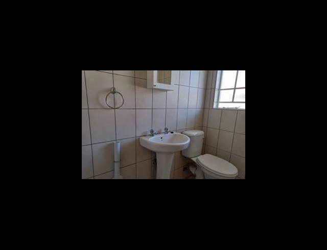 1 BEDROOM TOWNHOUSE FOR SALE IN COMET